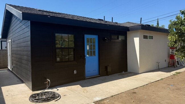 Primary Photo - 1543 Delford Ave
