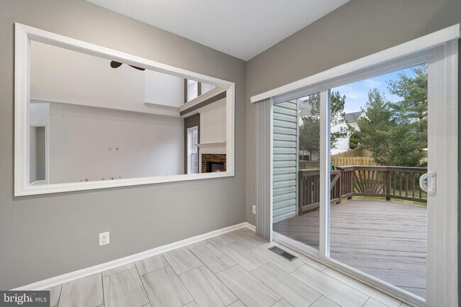 Building Photo - 2487 Sycamore Lakes Cove
