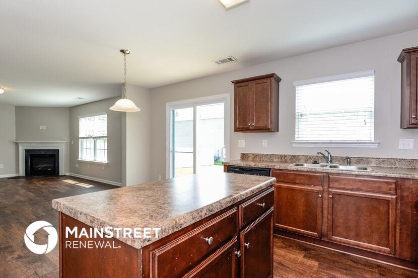 Building Photo - 6407 Maple Creek Ct