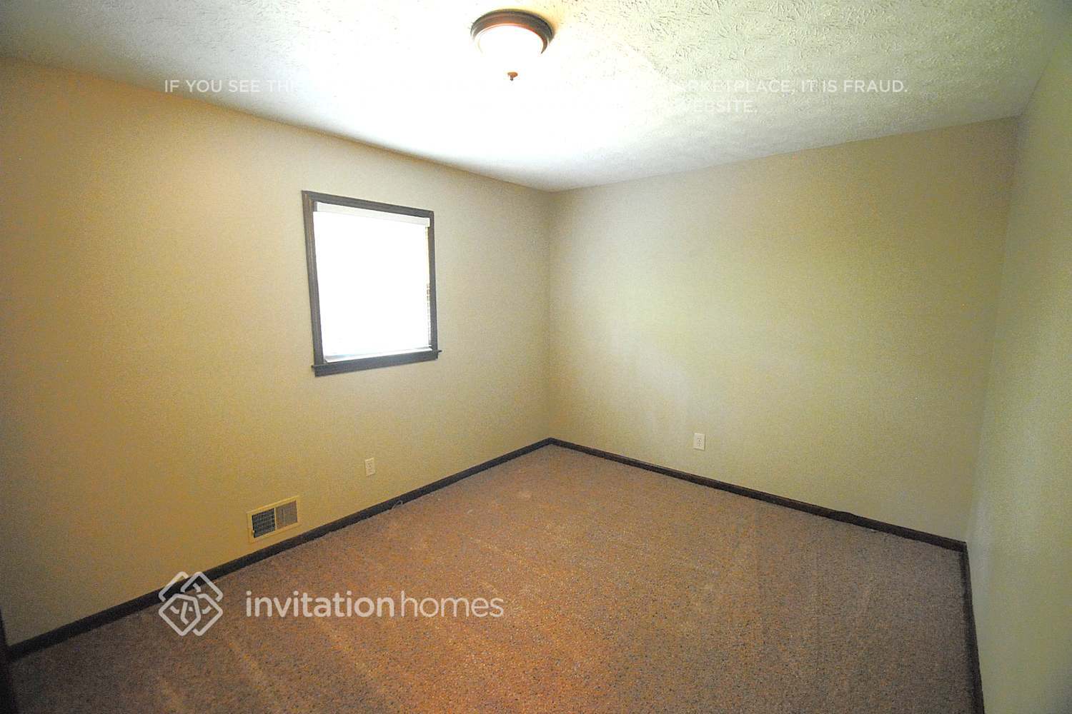 Building Photo - 266 Farm Ridge Dr NE