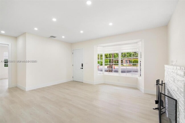 Building Photo - 212 NW 103rd St