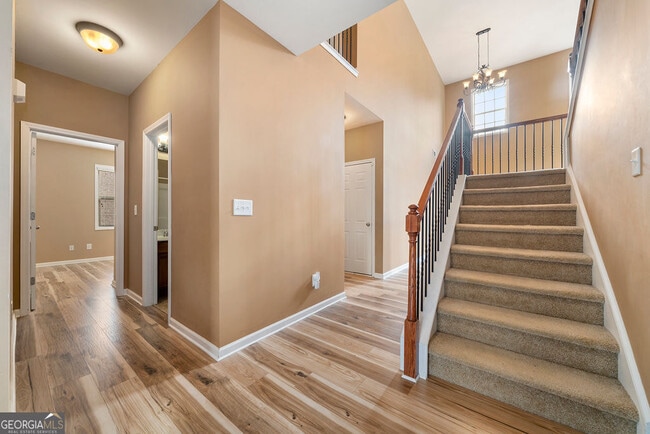 Building Photo - 3325 Earhart Way