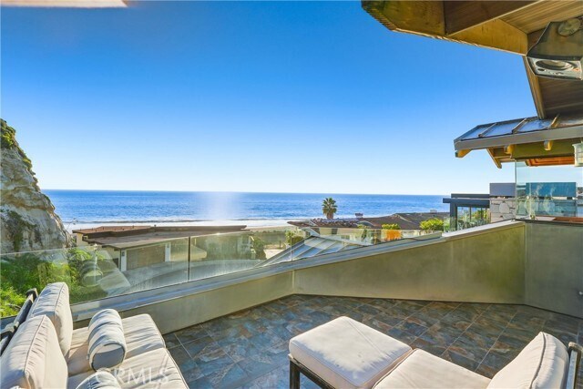 Building Photo - 329 Boca Del Canon