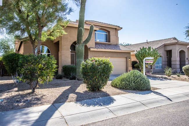 Building Photo - 4BR Total Remodel