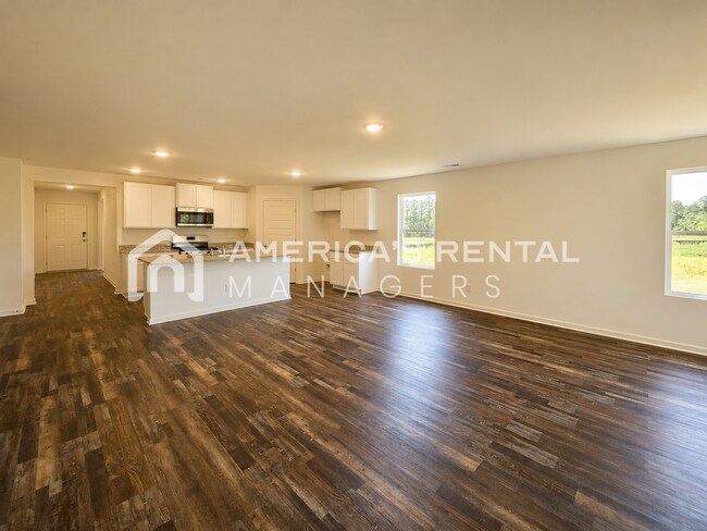 Building Photo - 309 Oakmont Cir