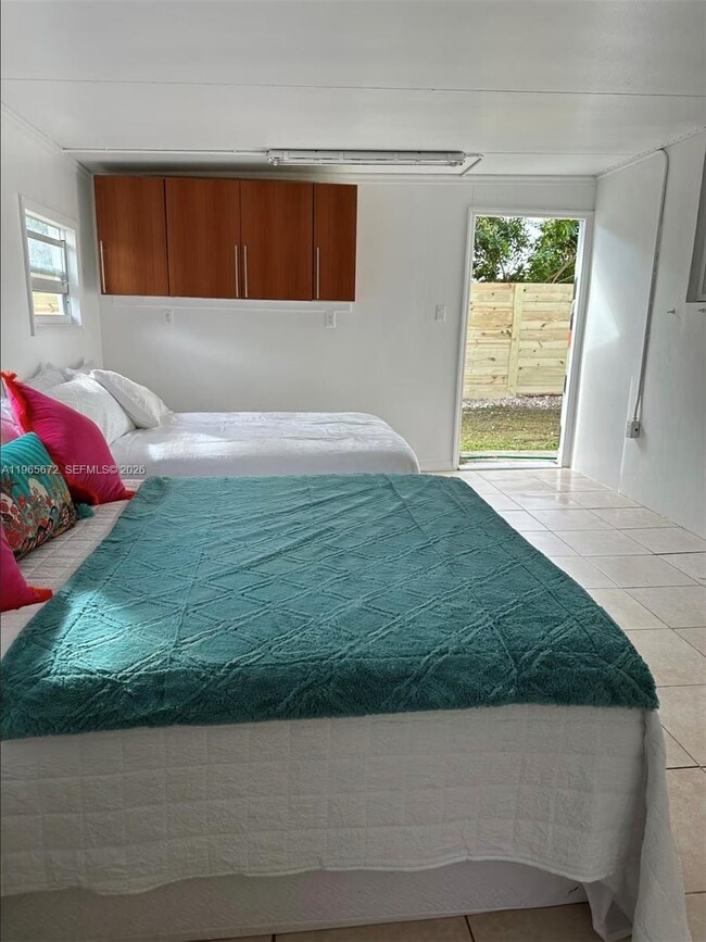 Building Photo - 30255 SW 197th Ave