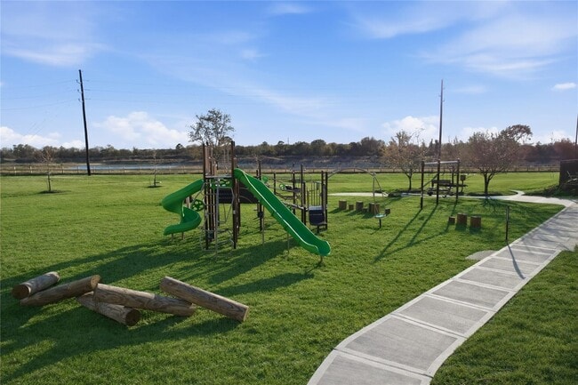 Building Photo - 18027 Lasso Mls Dr