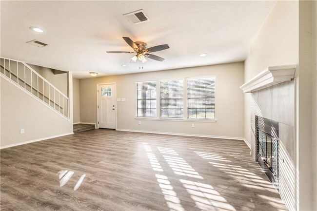 Building Photo - 7004 Riverton Dr