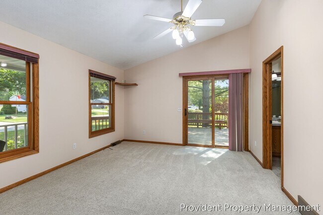 Building Photo - Spacious 4 Bedroom / 2.5 Bath Home with Byron Center Schools