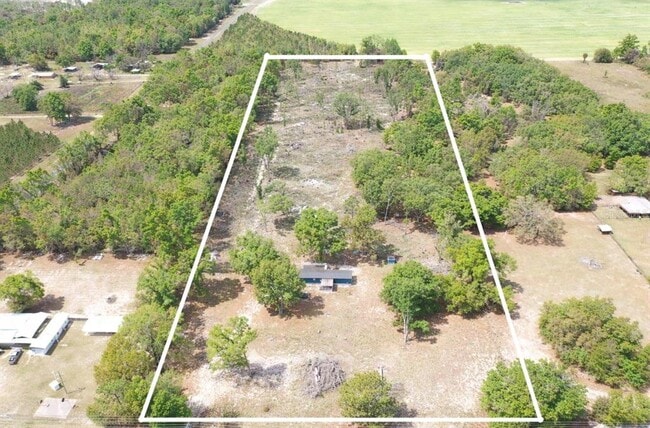 Building Photo - 7457 NE 349 Hwy