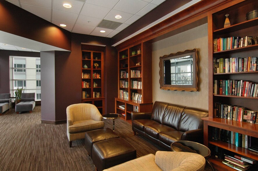 Library - 545 N Dearborn St