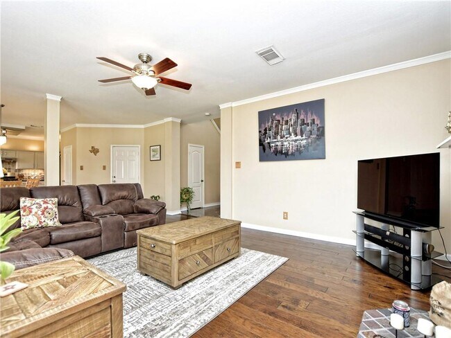 Building Photo - 4516 Moose Dr