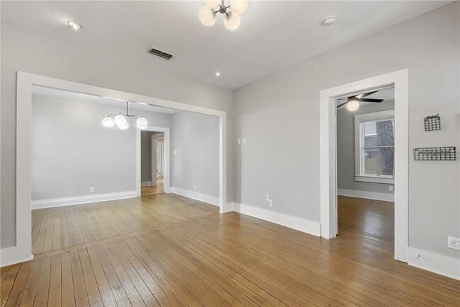 Building Photo - 1002 Juniper St