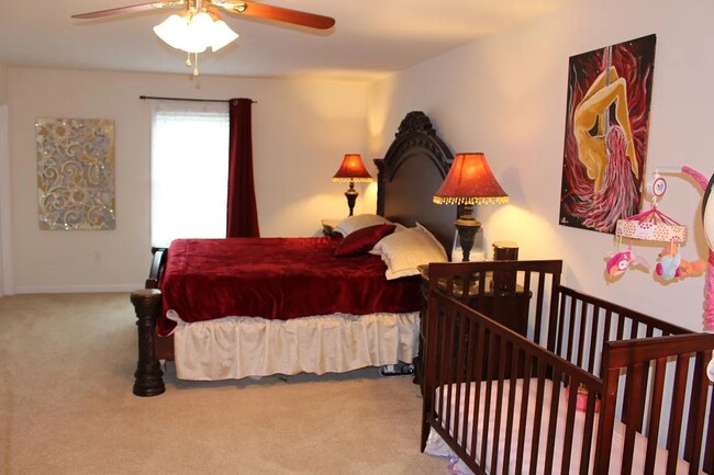 Building Photo - 42 Mullens Cir