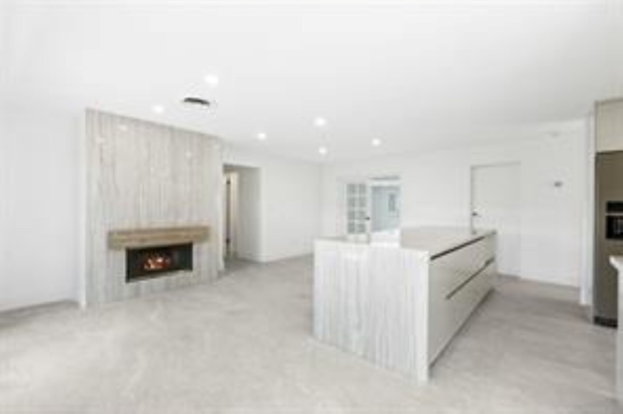 Building Photo - 2070 NE 54th Ct
