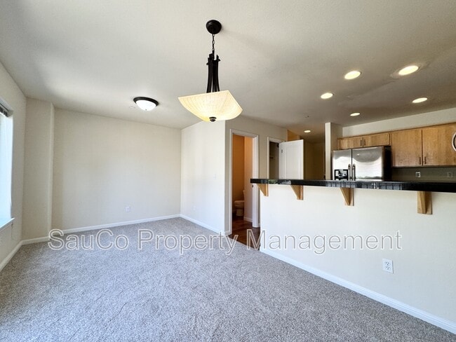 Building Photo - 2858 SW Tranquility Terrace