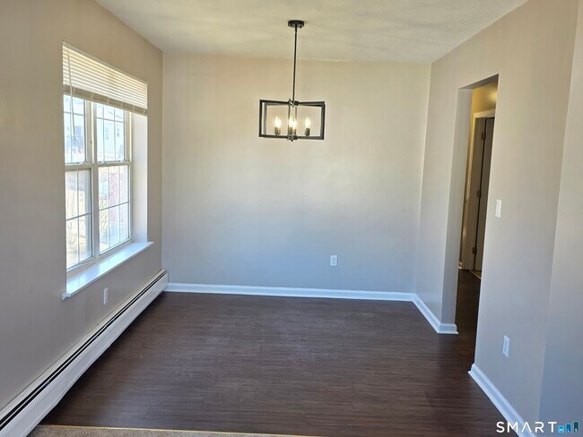 Building Photo - 15 Mc Donald Ave