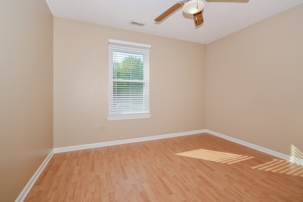 Building Photo - 9012 Lighthorse Dr