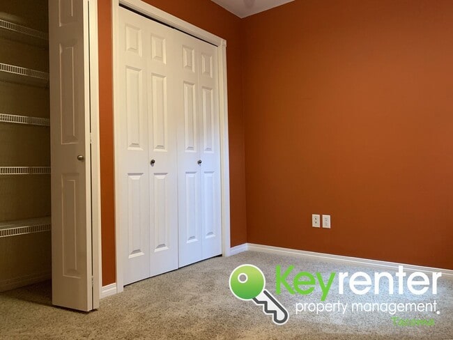 Building Photo - Luxury View Home in Gas Lamp Terrace, near...