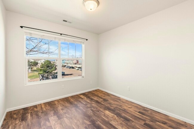 Building Photo - 2569 Shannara Grv