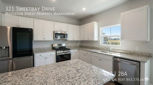 Building Photo - 321 Sweetbay Dr