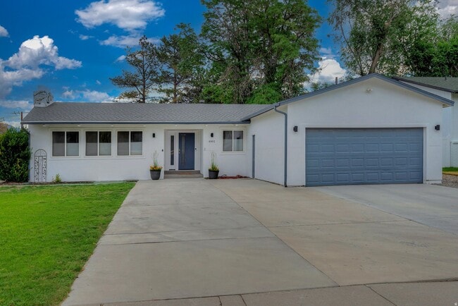 Building Photo - 4901 S Laura Dr
