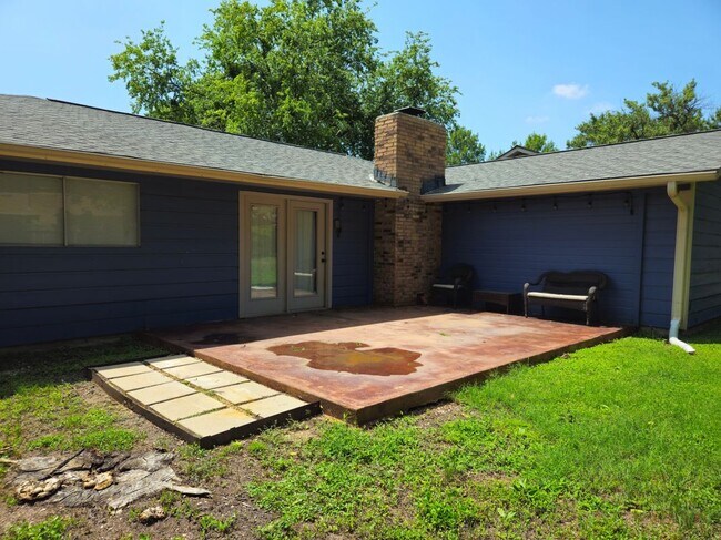 Building Photo - 1515 Desert Quail Ln
