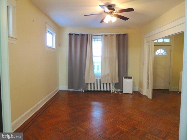 Building Photo - 1465 Girard St NW