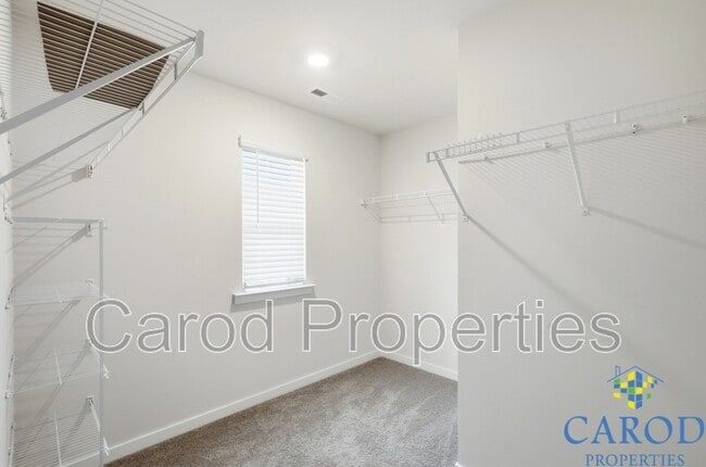 Building Photo - 231 Brinkley Dr