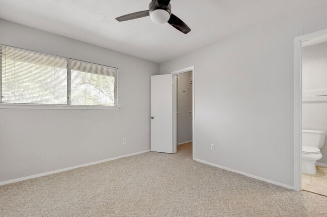 Building Photo - 5905 Little Creek Trail