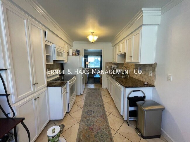 Building Photo - 3452 Elm Ave