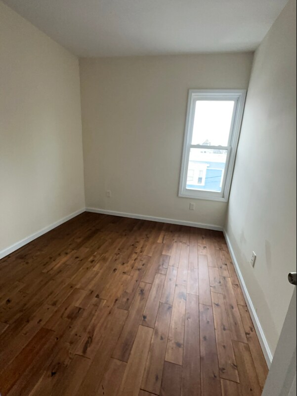 Building Photo - 826 S 15th St