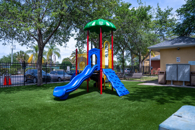 Building Photo - 10873 Windsor Walk Dr