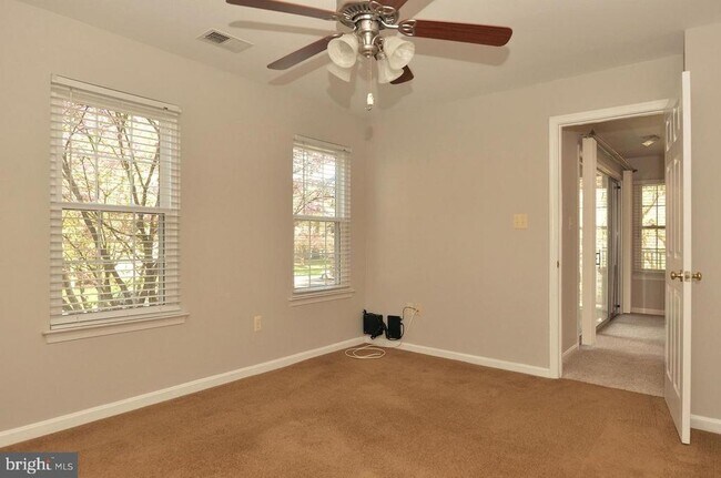 Building Photo - 13103 Millhaven Pl