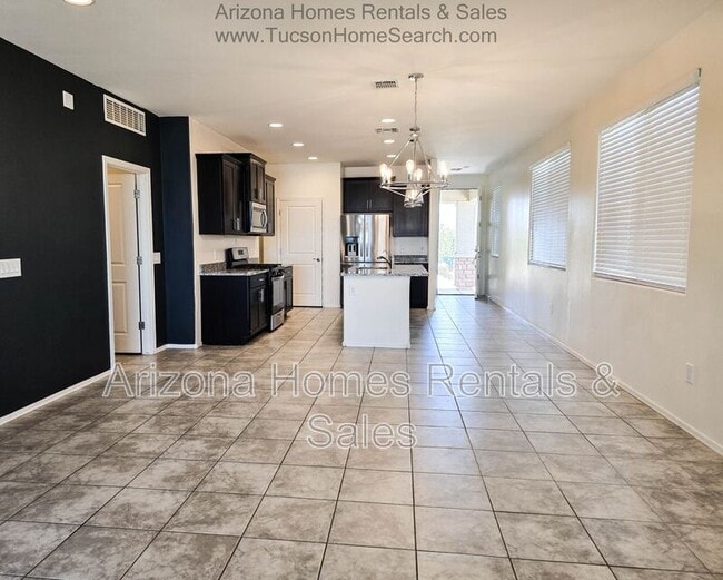 Building Photo - 11295 S Weismann Dr