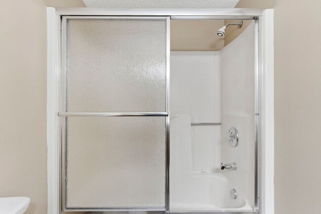 Building Photo - Arrowhead