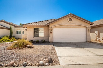 Building Photo - 3041 E Wahalla Ln