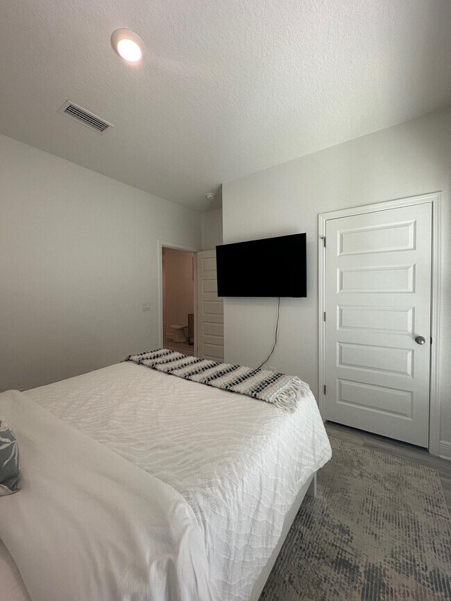 Building Photo - 7 Nest Ln