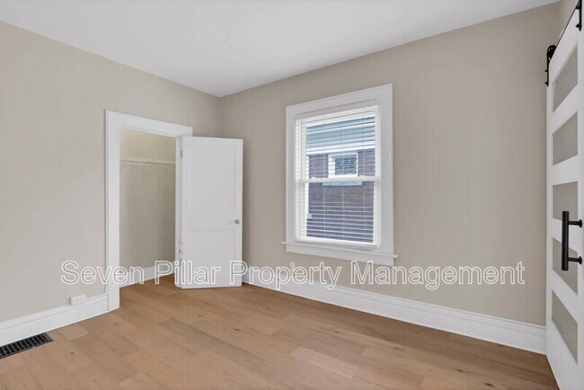 Building Photo - 1801 N 4th St