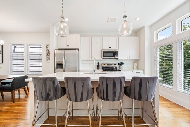 Building Photo - Sterling Point 3 Bed Home