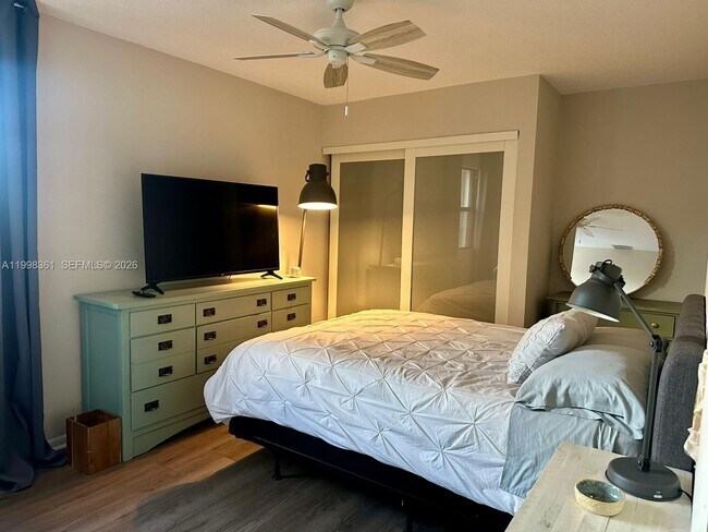 Building Photo - 2089 Augusta