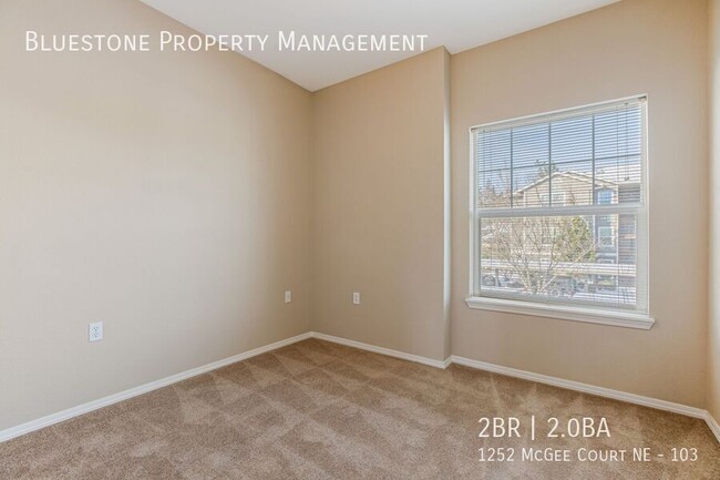 Building Photo - 1252 Mcgee Ct NE
