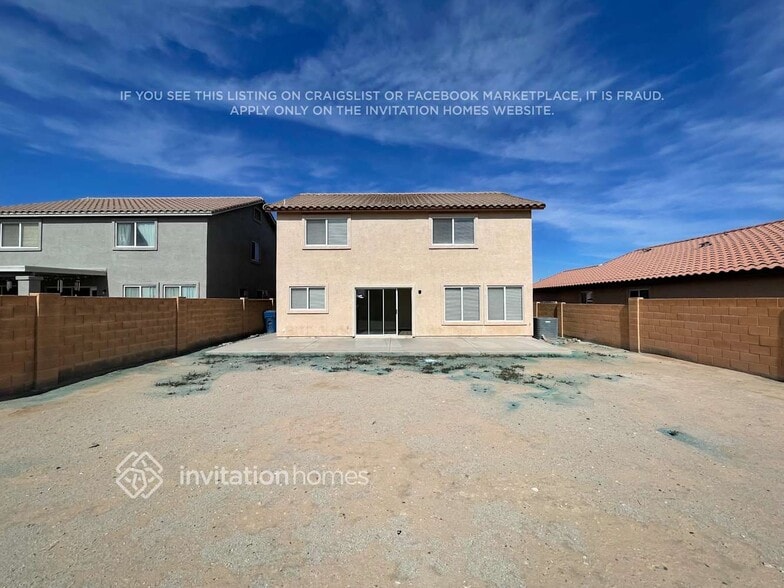 Building Photo - 22011 W Pima St