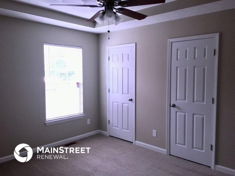 Building Photo - 10414 Pebblestone Cir