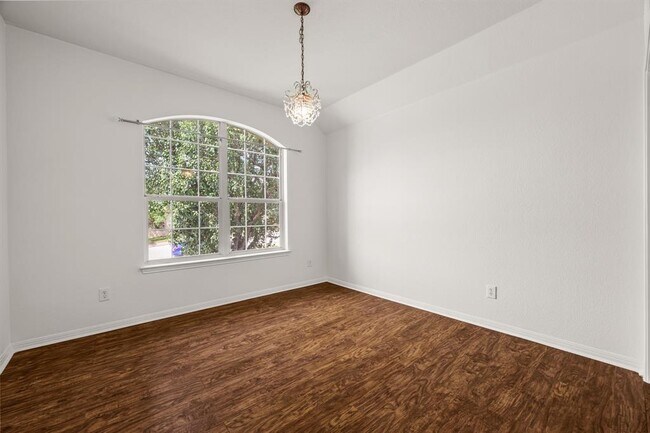 Building Photo - 11905 Lake Stone Dr