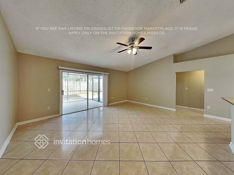 Building Photo - 1335 Ardmore St