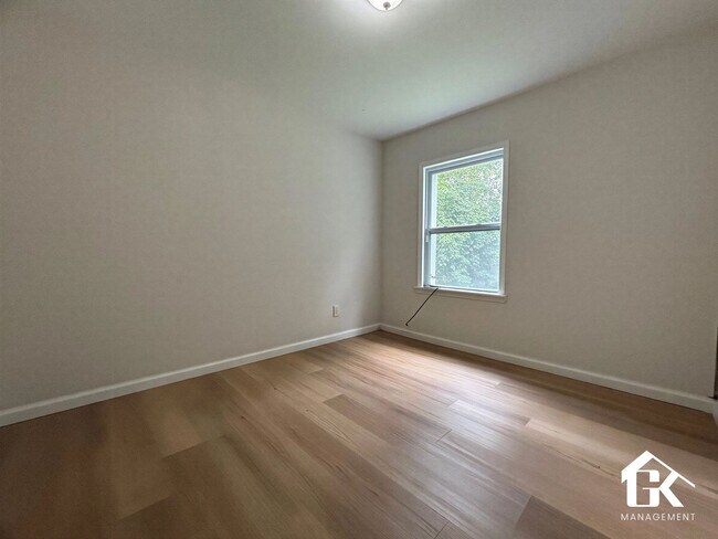 Building Photo - 17310 Fenton St