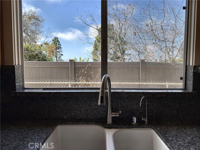 Building Photo - 28845 Briarhurst Dr