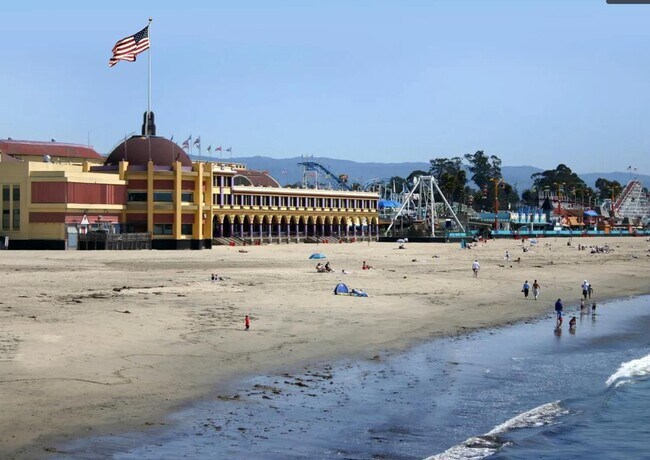 Building Photo - 320 Soquel Ave