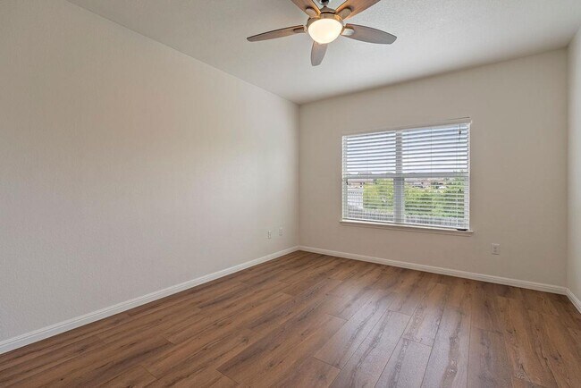 Building Photo - 3304 Ortman Dr